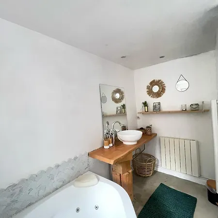 Apartmán 2 Pieces - Centre - Bain Balneo Nantes